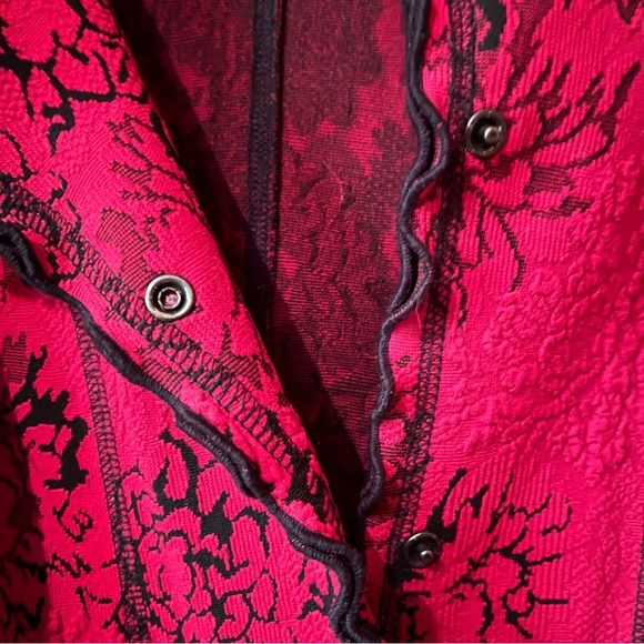 Red and black textured blazer - Picture 5 of 8